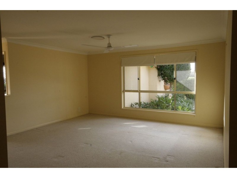 49 Lancewood Drive, Albany Creek QLD 4035