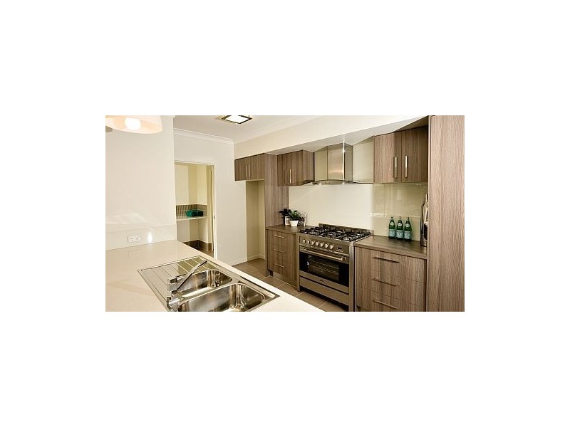 29 Carnarvon Cr, Fitzgibbon QLD 4018