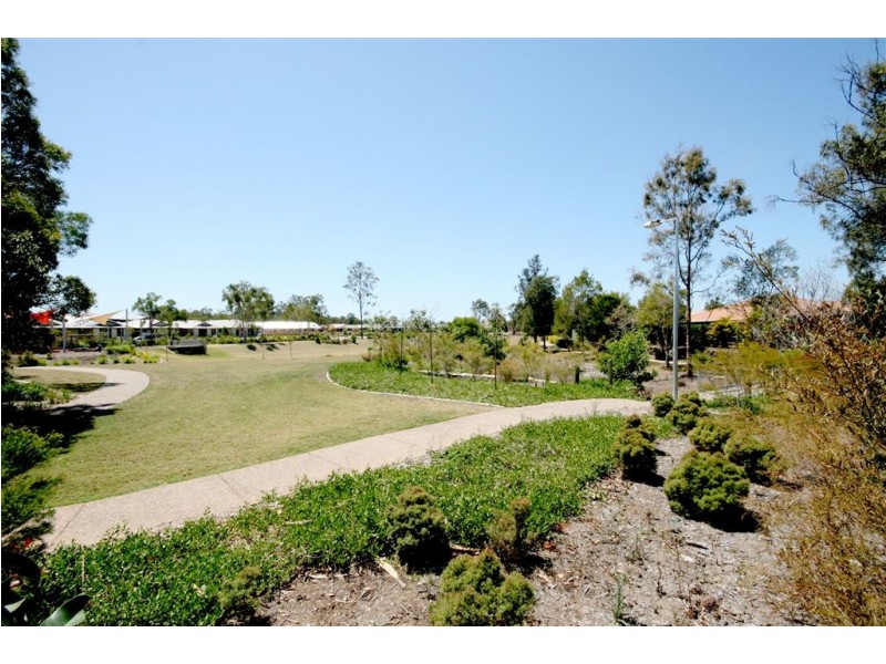 29 Carnarvon Cr, Fitzgibbon QLD 4018