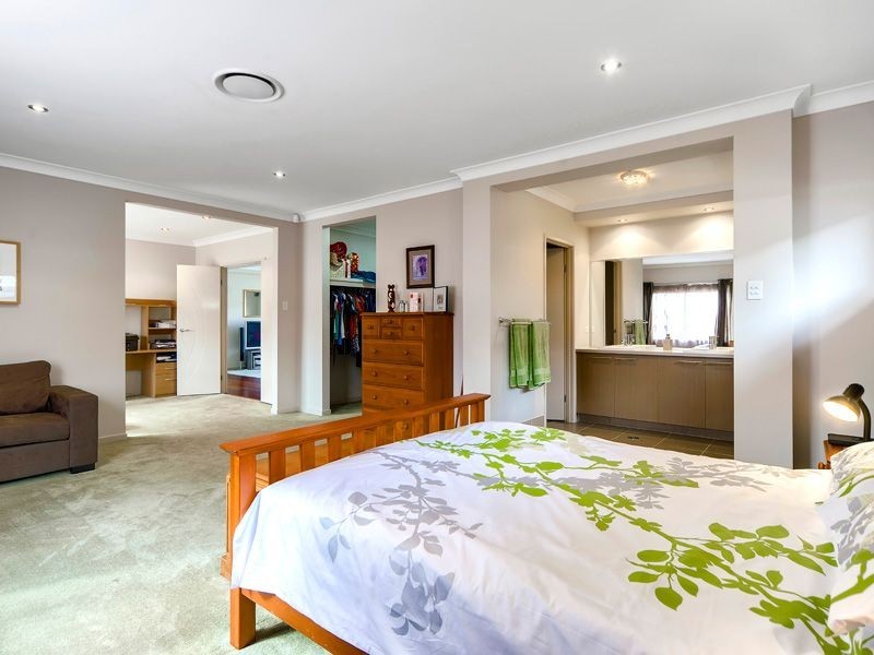 2 Mondial Drive, Warner QLD 4500