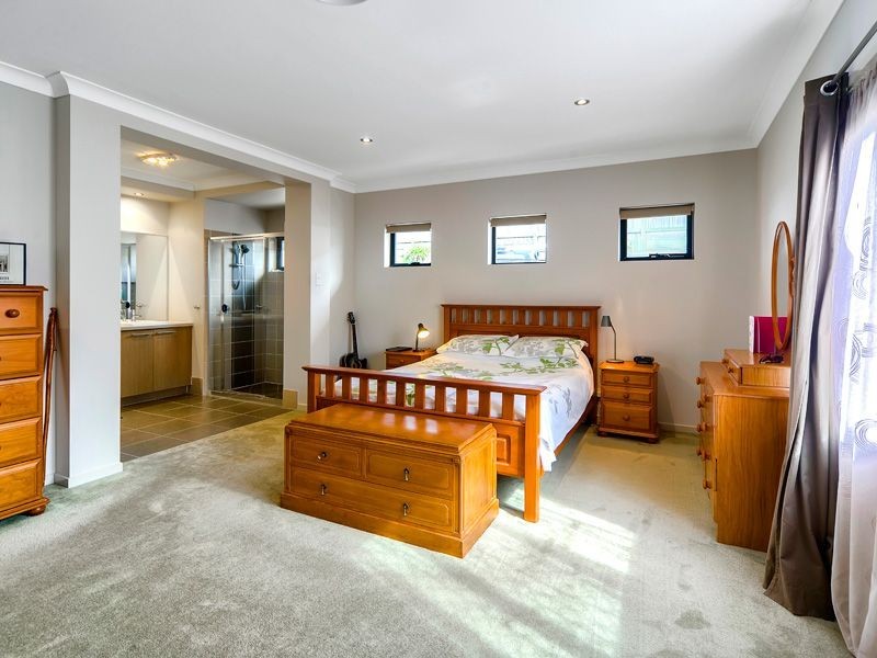 2 Mondial Drive, Warner QLD 4500