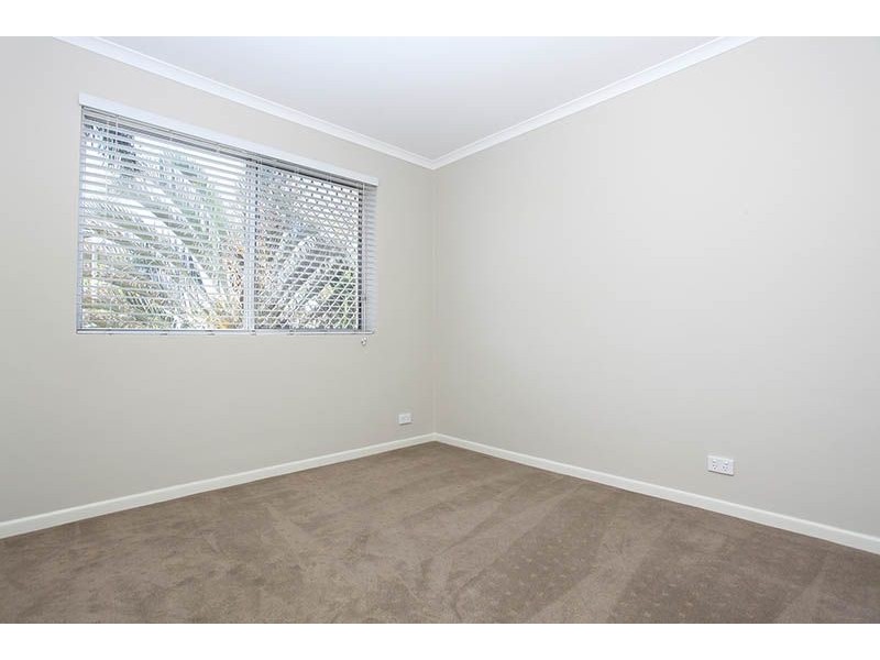 4/7 Avebury St, West End QLD 4101