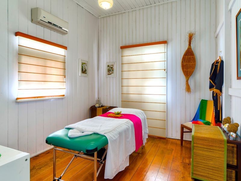 196 Hawthorne Road, Hawthorne QLD 4171