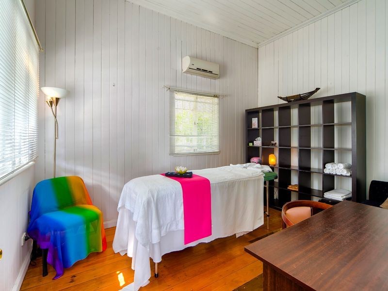 196 Hawthorne Road, Hawthorne QLD 4171