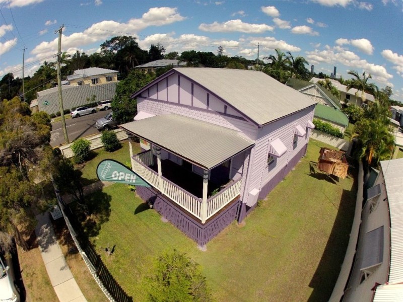 196 Hawthorne Road, Hawthorne QLD 4171