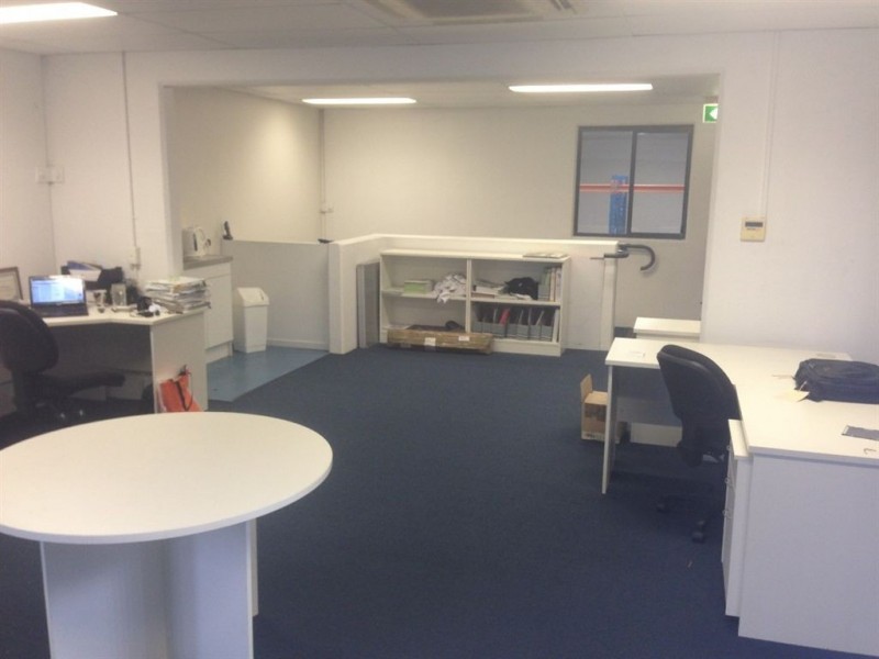 8/18 Hinkler Court, Brendale QLD 4500