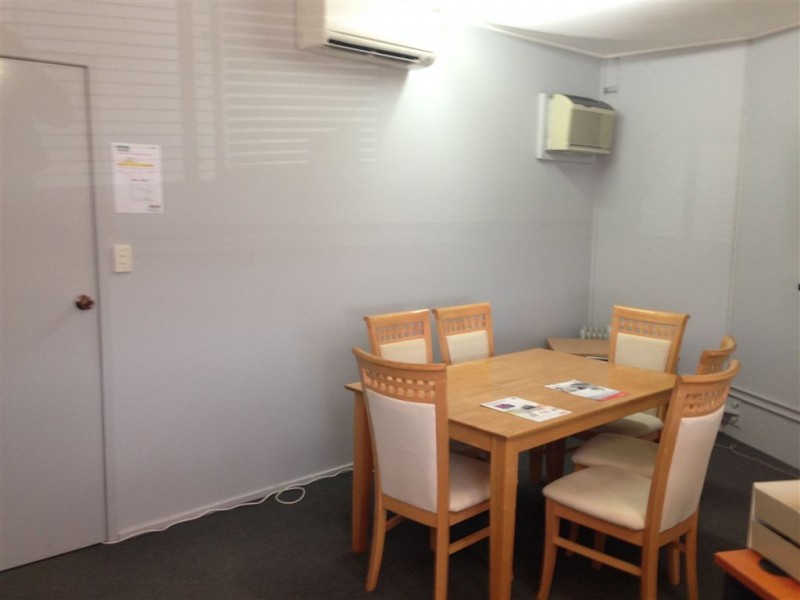 4/8 Shannon Place, Virginia QLD 4014