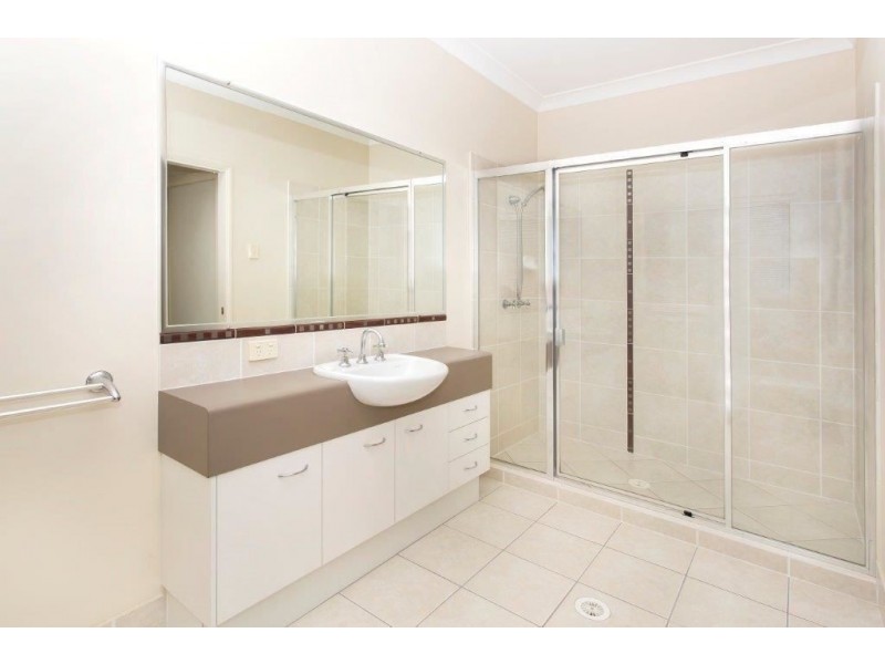 36 Affleck Avenue, Petrie QLD 4502