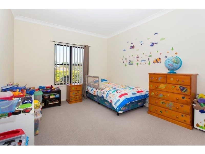 36 Affleck Avenue, Petrie QLD 4502