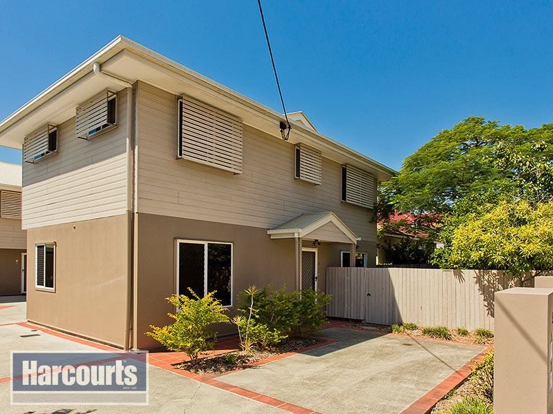 57 Hilltop Avenue, Chermside QLD 4032