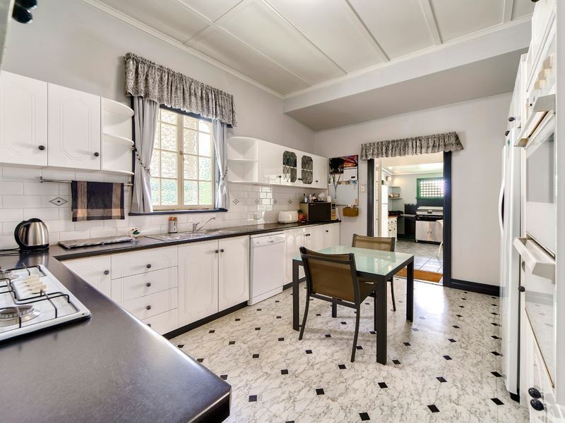 109 Stafford Rd (Cnr Figgis St), Kedron QLD 4031