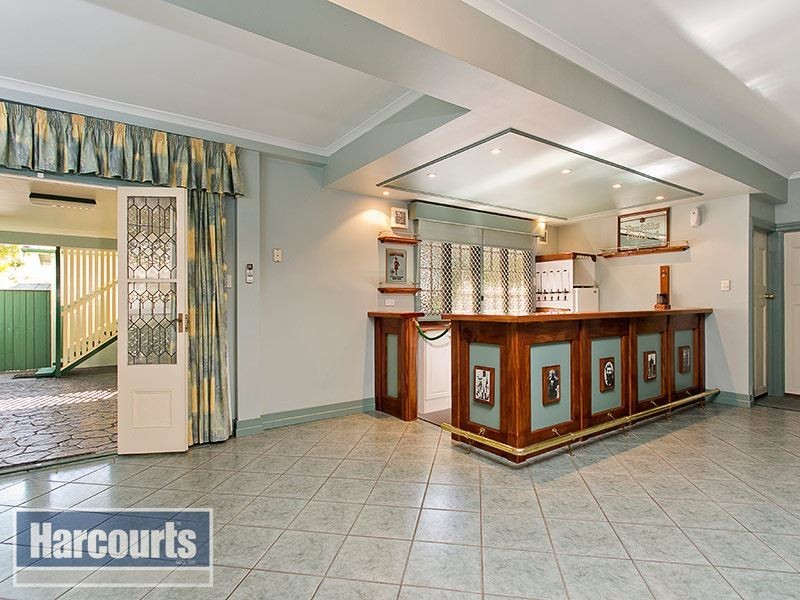 109 Stafford Rd (Cnr Figgis St), Kedron QLD 4031