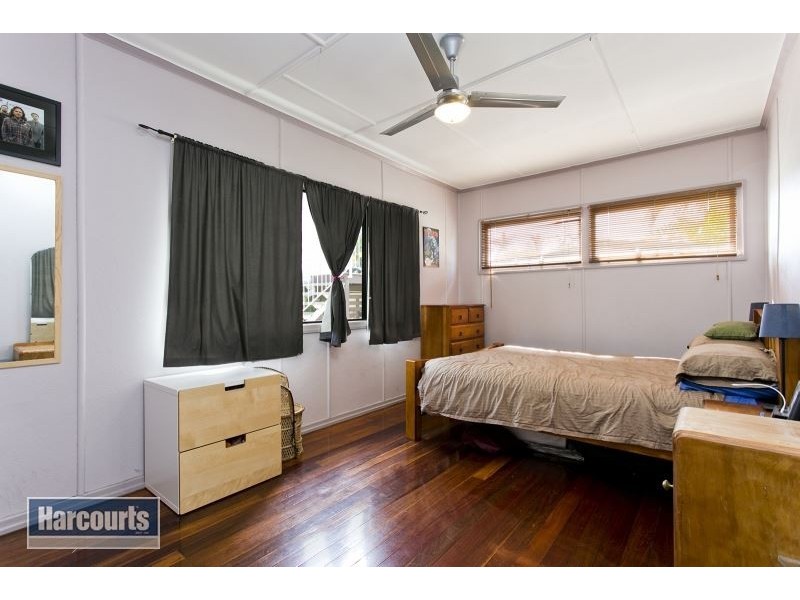 10 Lovegrove Street, Zillmere QLD 4034