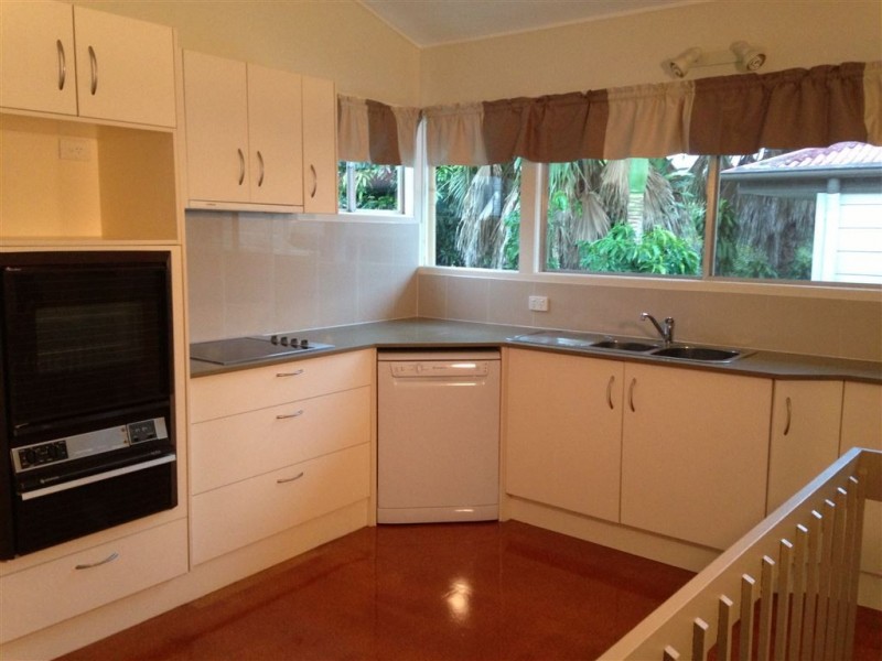 5 Wurinya Street, The Gap QLD 4061