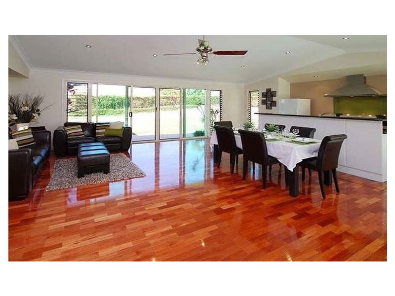 20 Frederick Street, Albany Creek QLD 4035