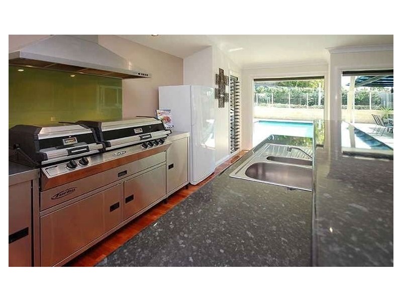 20 Frederick Street, Albany Creek QLD 4035