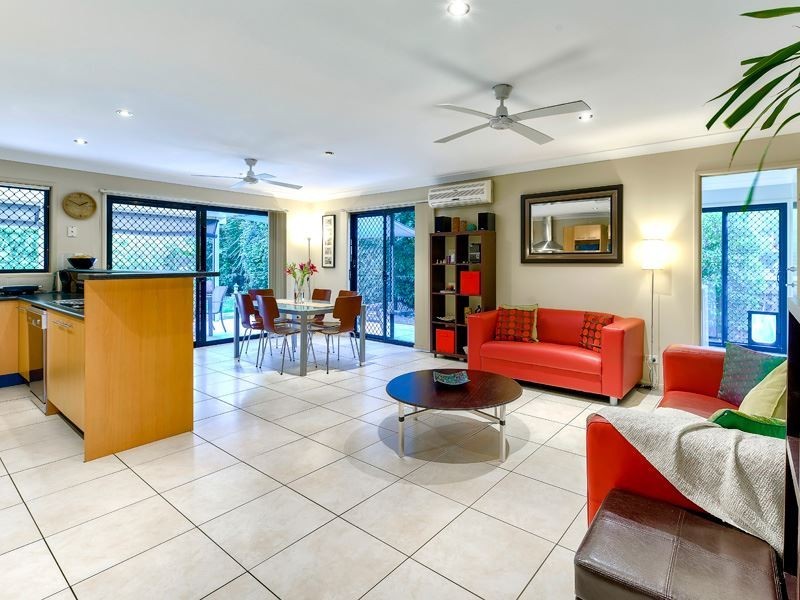 110 Pascoe Street, Mitchelton QLD 4053