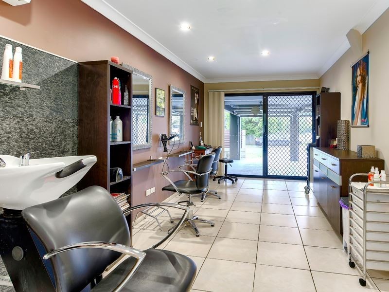 110 Pascoe Street, Mitchelton QLD 4053