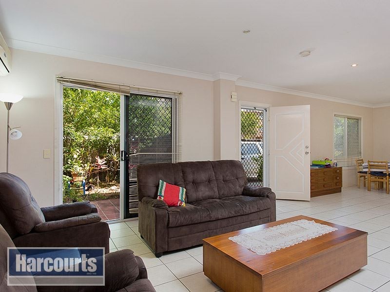 1/57 Hilltop Avenue, Chermside QLD 4032