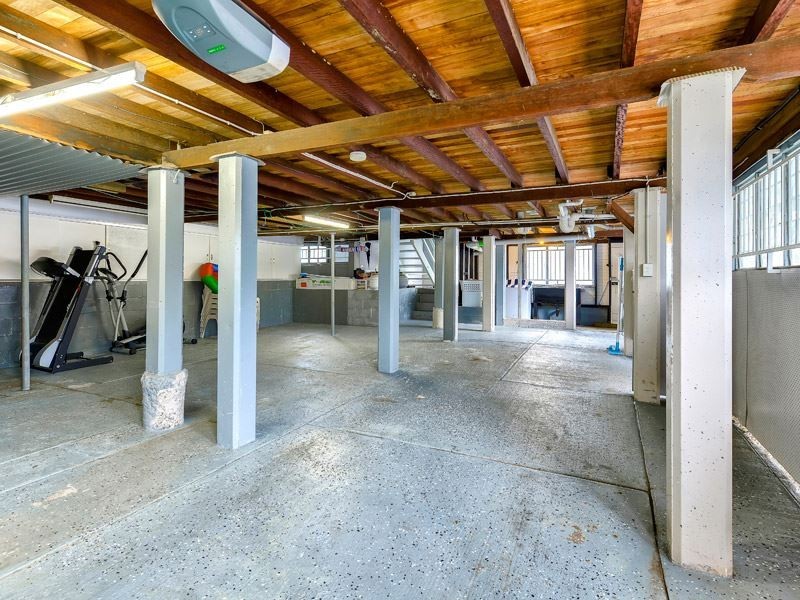 2 Kendale St, Stafford Heights QLD 4053