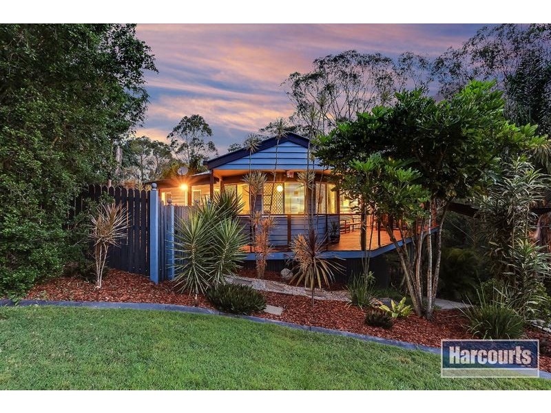 11 Tapini Avenue East, Lawnton QLD 4501