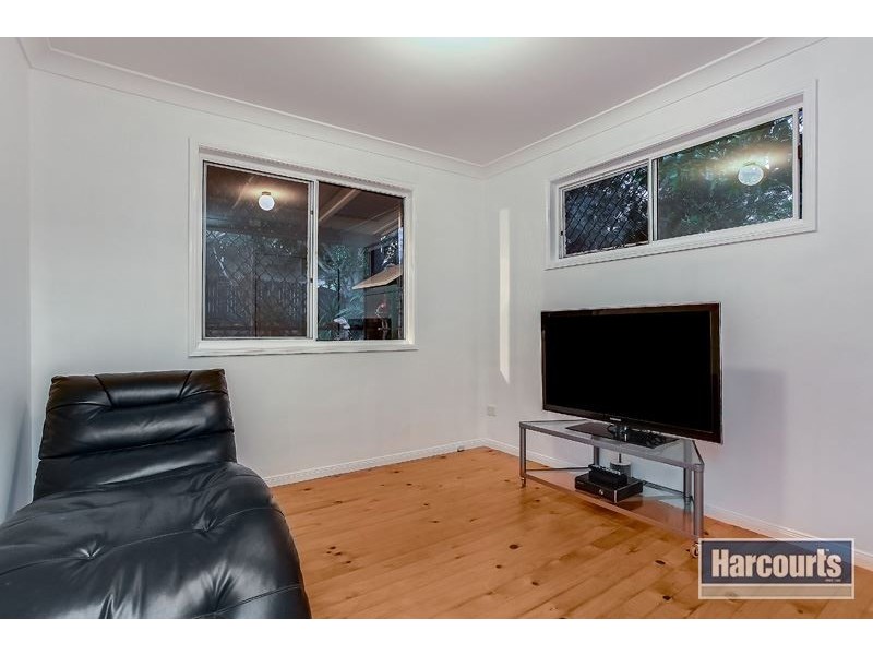 11 Tapini Avenue East, Lawnton QLD 4501