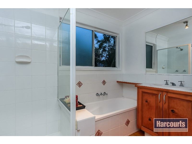 11 Tapini Avenue East, Lawnton QLD 4501