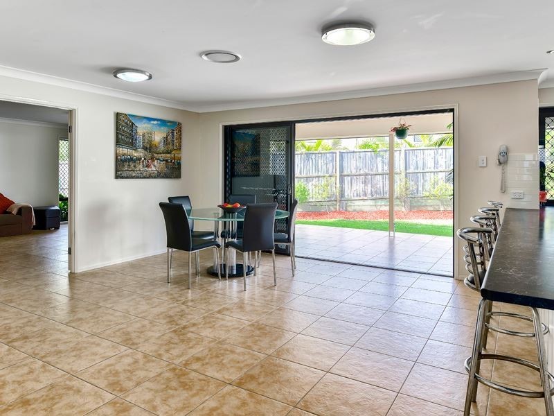 12 Lukla Court, Warner QLD 4500