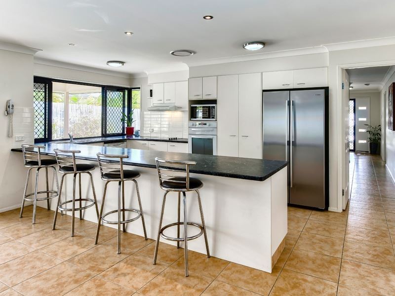 12 Lukla Court, Warner QLD 4500