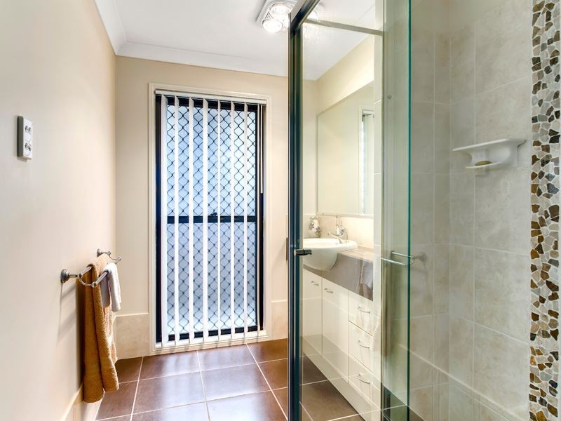 12 Lukla Court, Warner QLD 4500