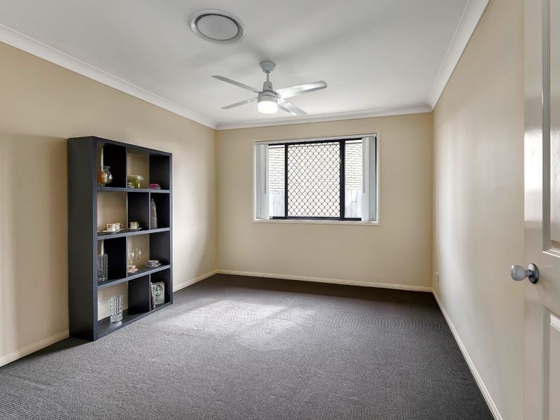 12 Lukla Court, Warner QLD 4500