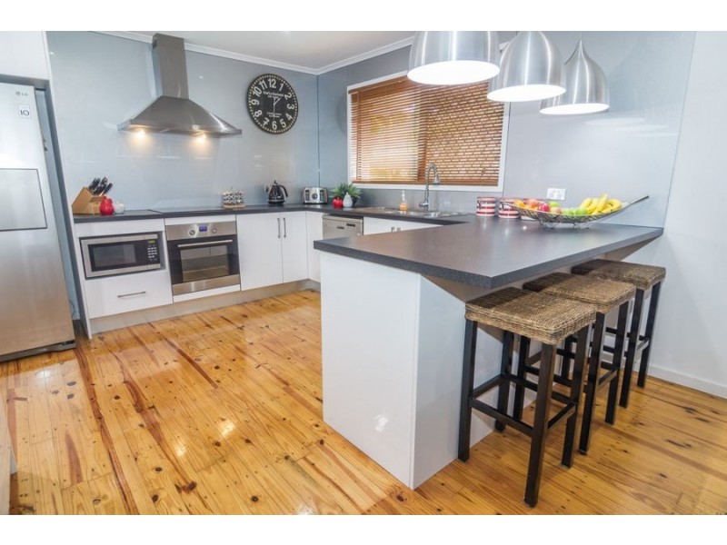 11 Bodiam Court, Strathpine QLD 4500