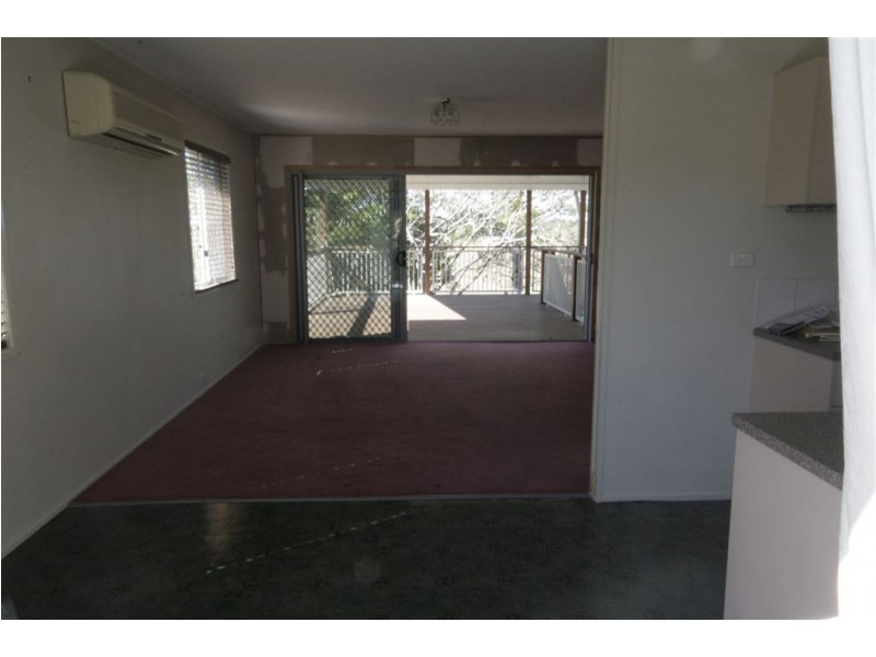 96 Peter Street, Strathpine QLD 4500