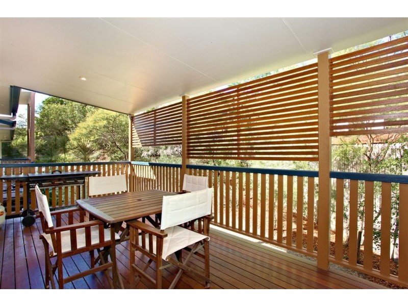 3 Dellwood Court, Ferny Hills QLD 4055