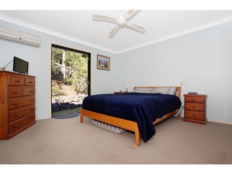 3 Dellwood Court, Ferny Hills QLD 4055