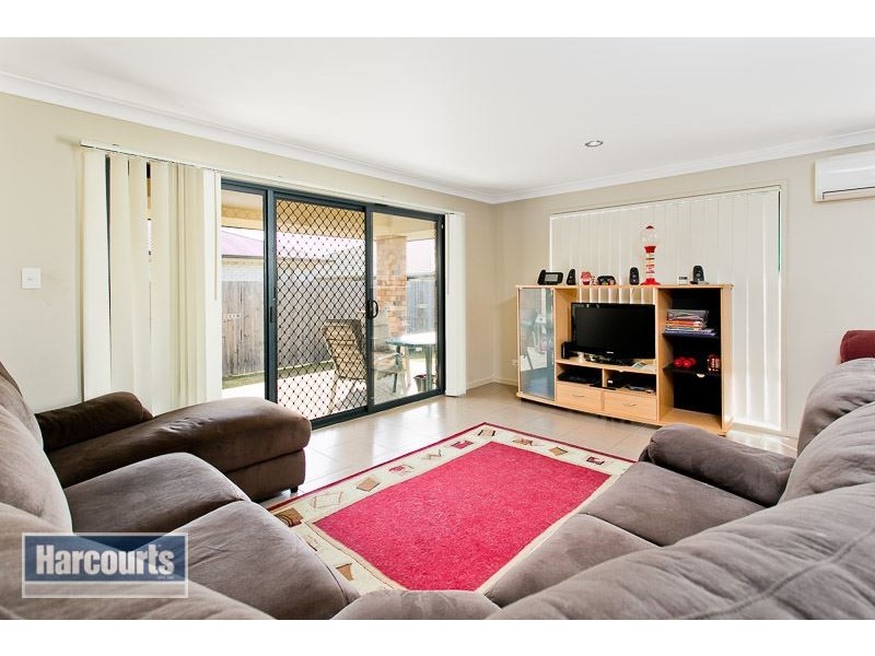 8 Lacebark Street, Morayfield QLD 4506