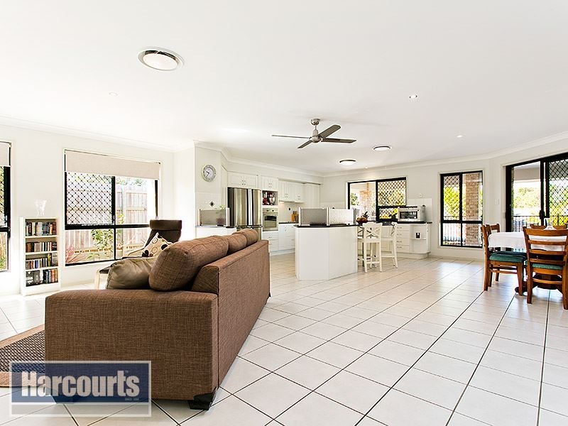 11 Grandis Court, Cashmere QLD 4500