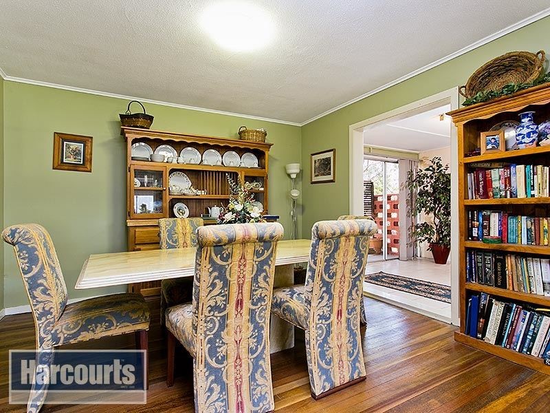 3 Sedgemoor St, Stafford Heights QLD 4053