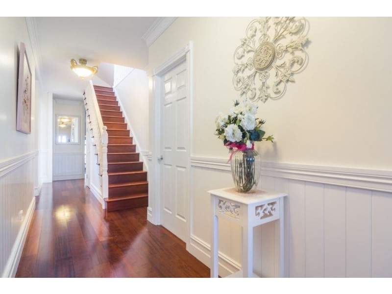 63 Kirri Avenue, Petrie QLD 4502