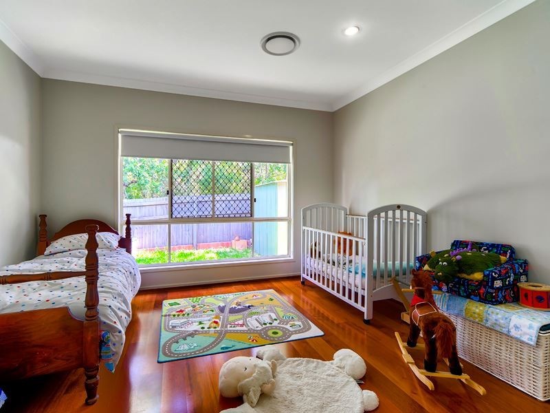 5 Silverbirch Place, Bridgeman Downs QLD 4035