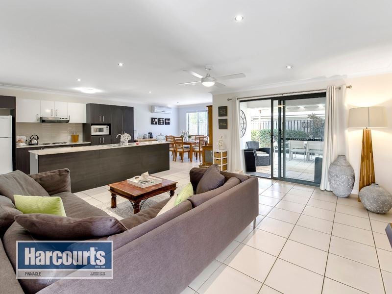 6 Kempsey Close, Fitzgibbon QLD 4018