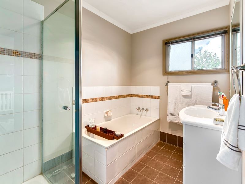 19 Marford Street, Chermside West QLD 4032