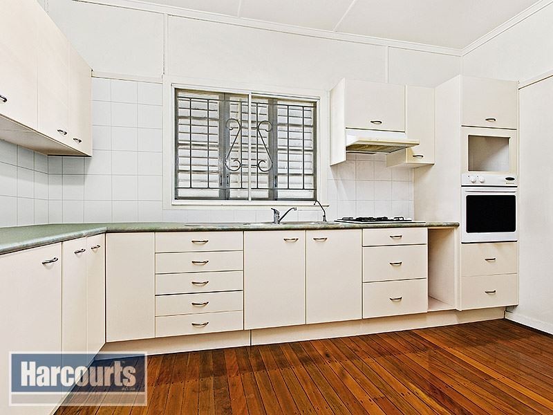 42 Thompson Street, Zillmere QLD 4034