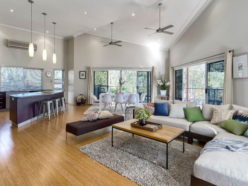 12 Bellevue Place, Springfield Lakes QLD 4300