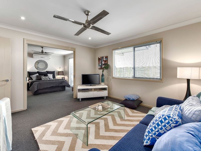 12 Bellevue Place, Springfield Lakes QLD 4300