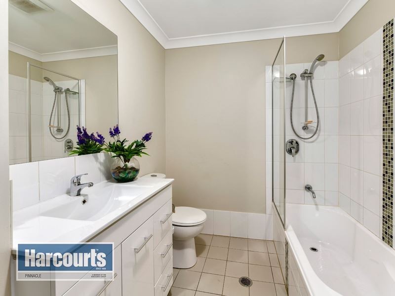 1/12 Carnarvon Crescent, Fitzgibbon QLD 4018