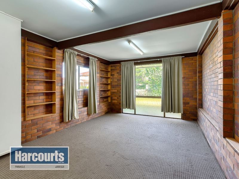 10 Schubert Street, Strathpine QLD 4500