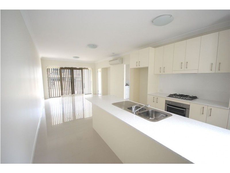 4/3 Tabbil St, Zillmere QLD 4034