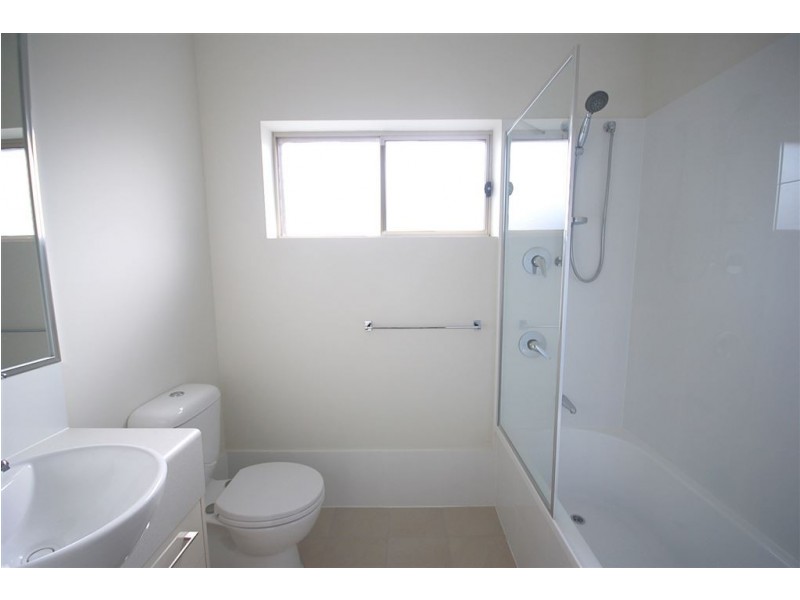 4/3 Tabbil St, Zillmere QLD 4034