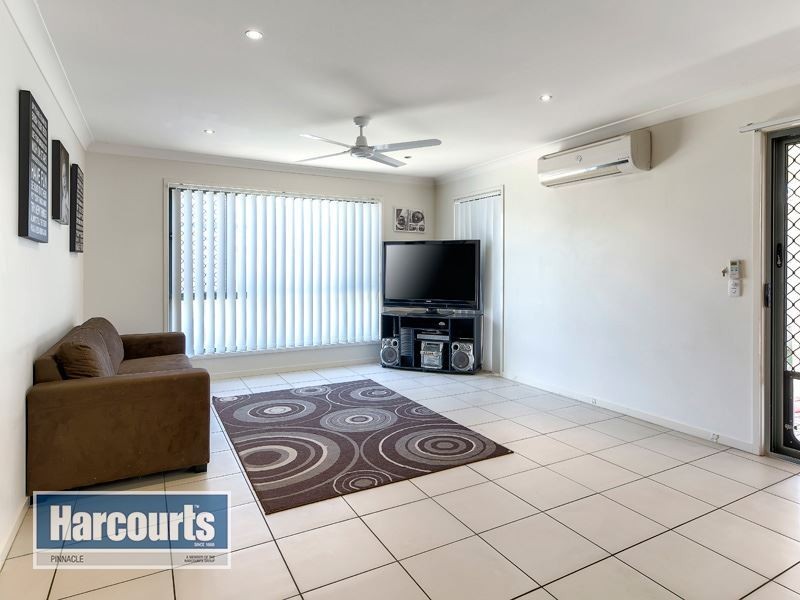 9 Kempsey Close, Fitzgibbon QLD 4018